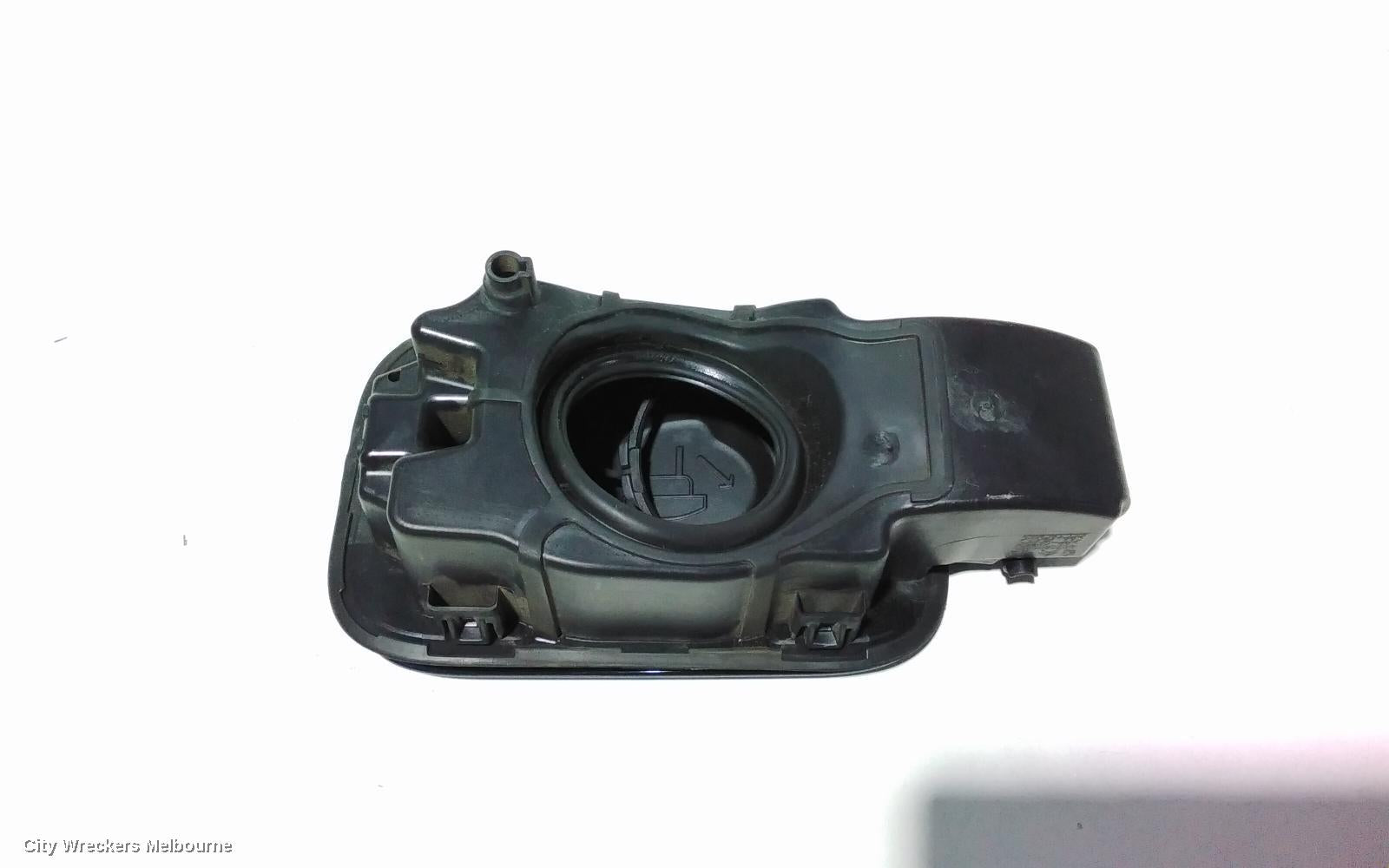 PEUGEOT 508 FUEL DOOR / FILLER, 07/2011 - 12/2017 - Image 2