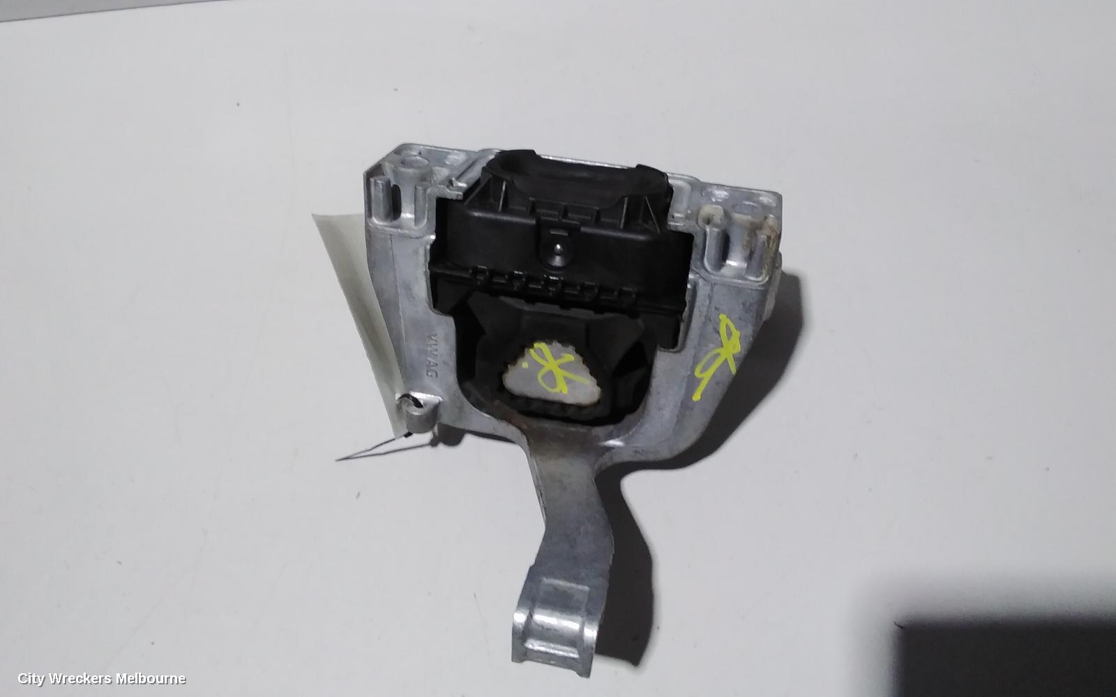 VOLKSWAGEN GOLF MOUNT, GEN 7, 11/2012 - 08/2020 - Image 3