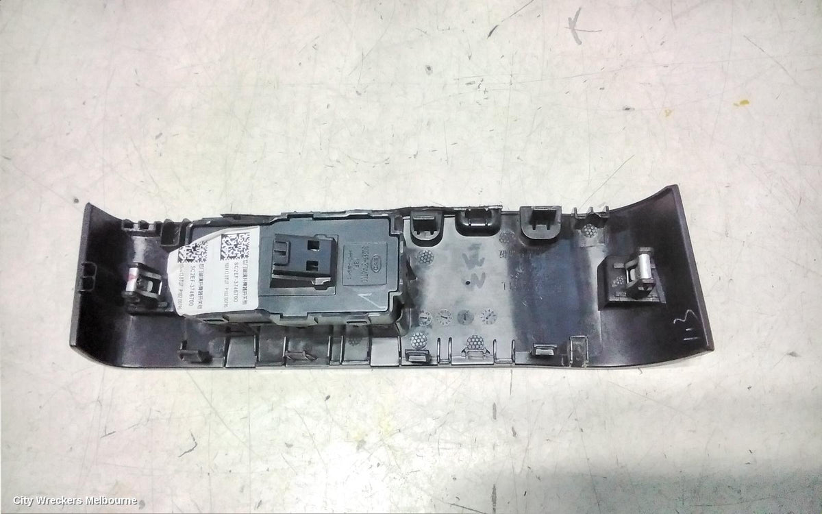 BYD ATTO 3 PWR DR WIND SWITCH, 2ND GEN, LH REAR, 03/2022 ONWARDS - Image 3