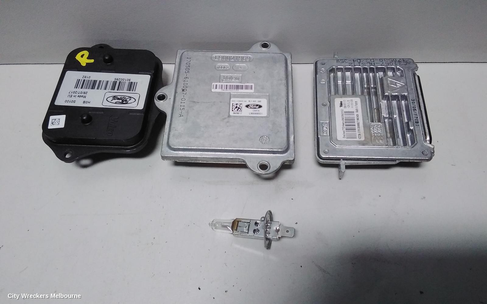 FORD ESCAPE RIGHT HEADLAMP, ZG, TITANIUM, XENON TYPE, 09/2016 - 05/2020 - Image 1