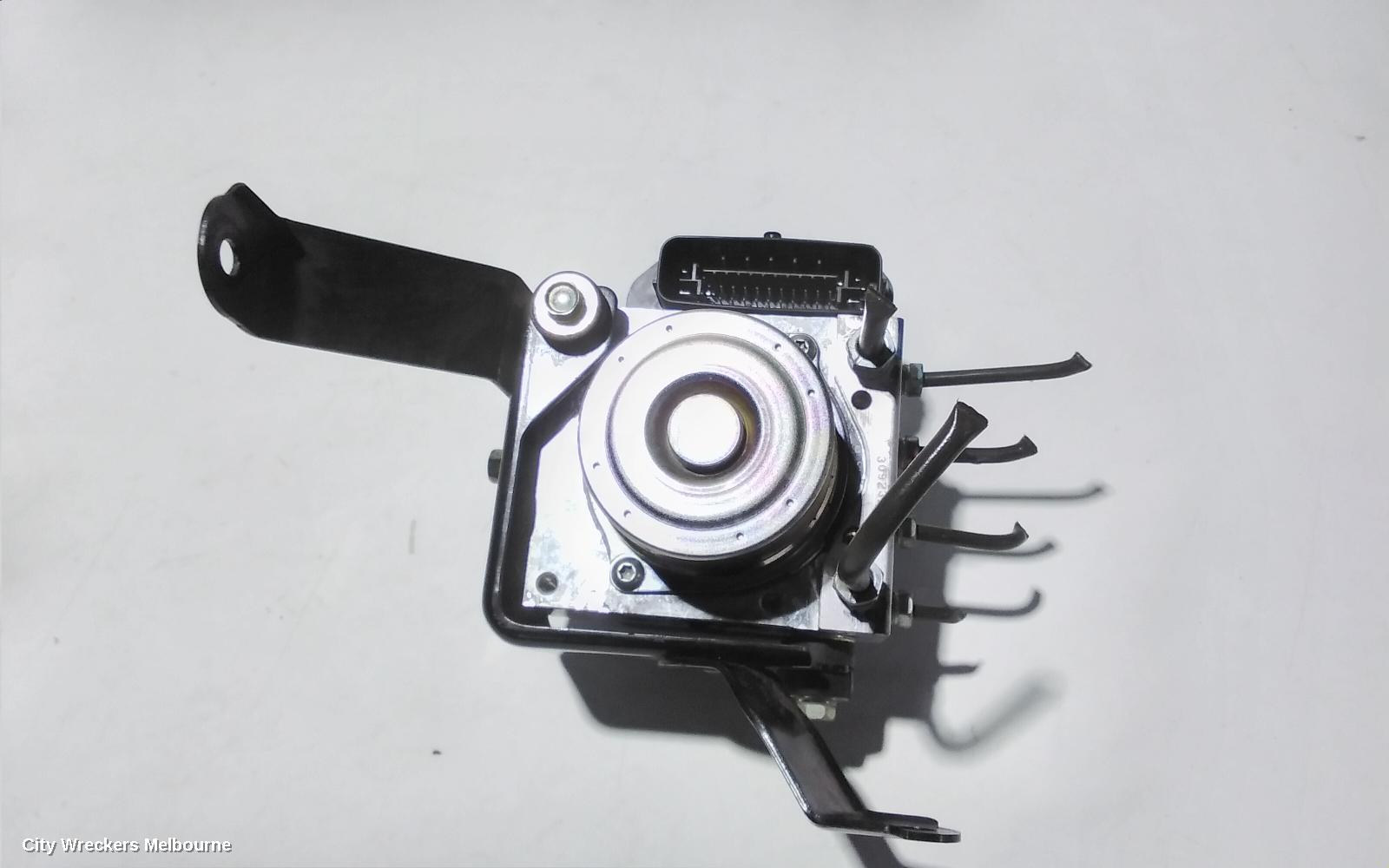 MITSUBISHI TRITON ABS PUMP/MODULATOR, MQ, P/N 4670A975, 04/2015 - 10/2018 - Image 3