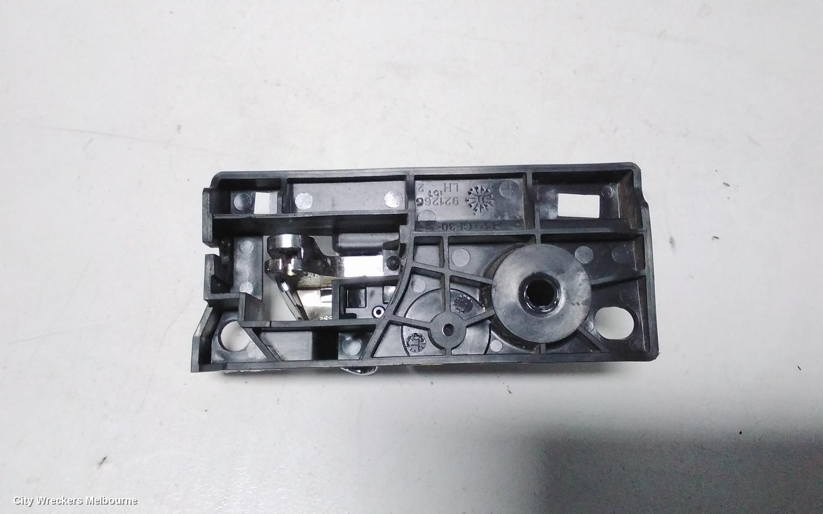 JEEP GRANDCHEROKEE DOOR HANDLE, INNER, LH FRONT, WK, 01/2011 ONWARDS - Image 3