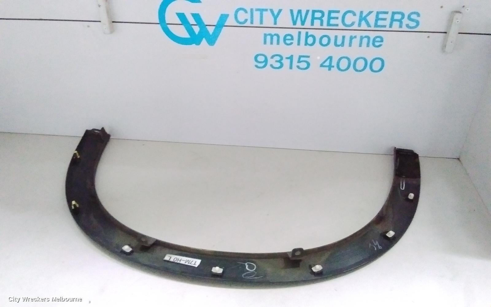 HONDA HRV WHEEL ARCH FLARE, LH FRONT, RU5, 12/2014 - 10/2021 - Image 3
