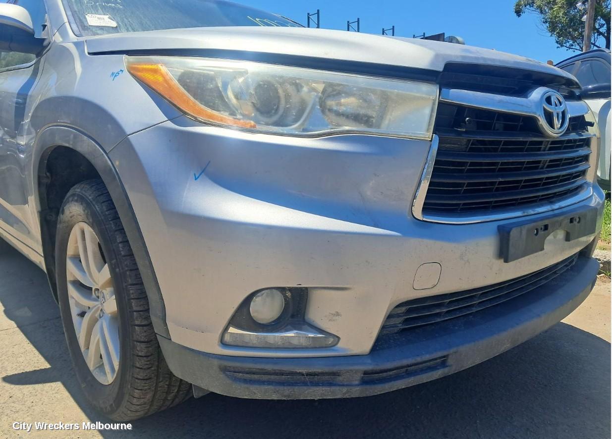 TOYOTA KLUGER FRONT BUMPER, BUMPER BAR (2 PIECE), GSU50/GSU55, 12/2013 - 10/2016 - Image 1