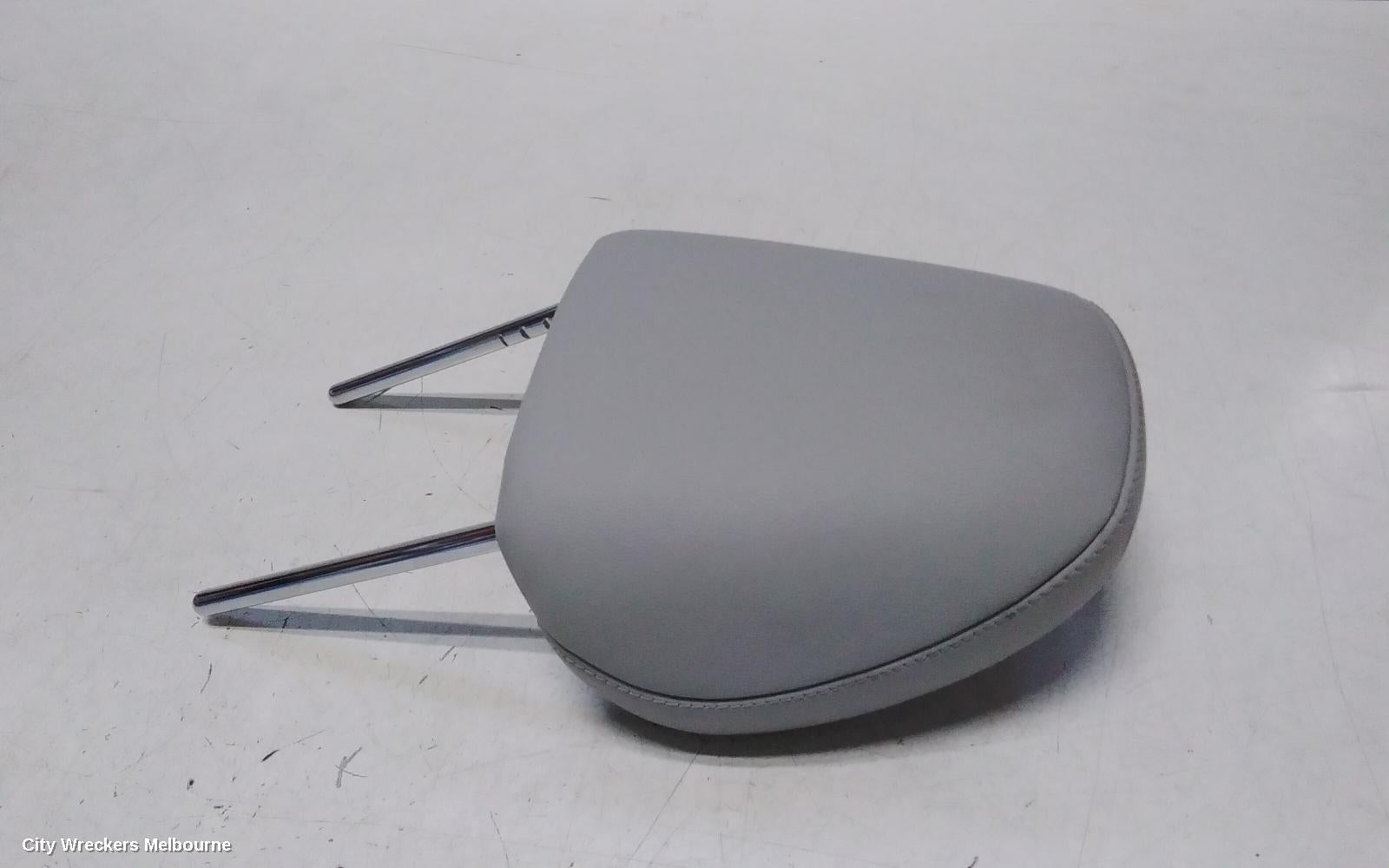 MITSUBISHI OUTLANDER HEADREST, RH FRONT, LEATHER, LIGHT GREY, ZM, 08/2021 ONWARDS - Image 1