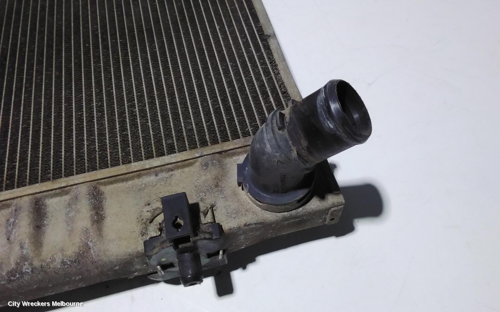 TOYOTA HIACE RADIATOR, MANUAL, 2.5, 2KD-FTV, DIESEL, KDH, 03/2005 - 09/2006 - Image 3