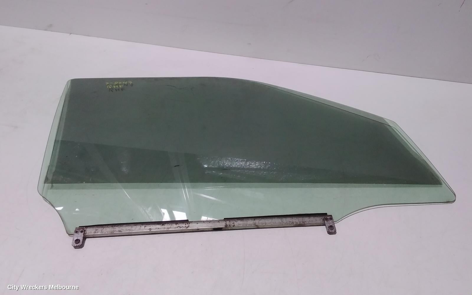 SUZUKI SWIFT RIGHT FRONT DOOR WINDOW, RS415/RS416, 09/2004 - 02/2011 - Image 3