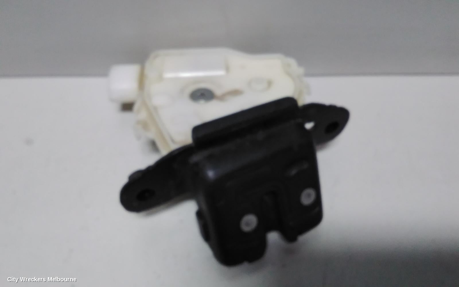 TOYOTA COROLLA DOOR/BOOT/GATE LOCK, TAILGATE LOCK, E210, HATCH, 07/2018 ONWARDS - Image 2