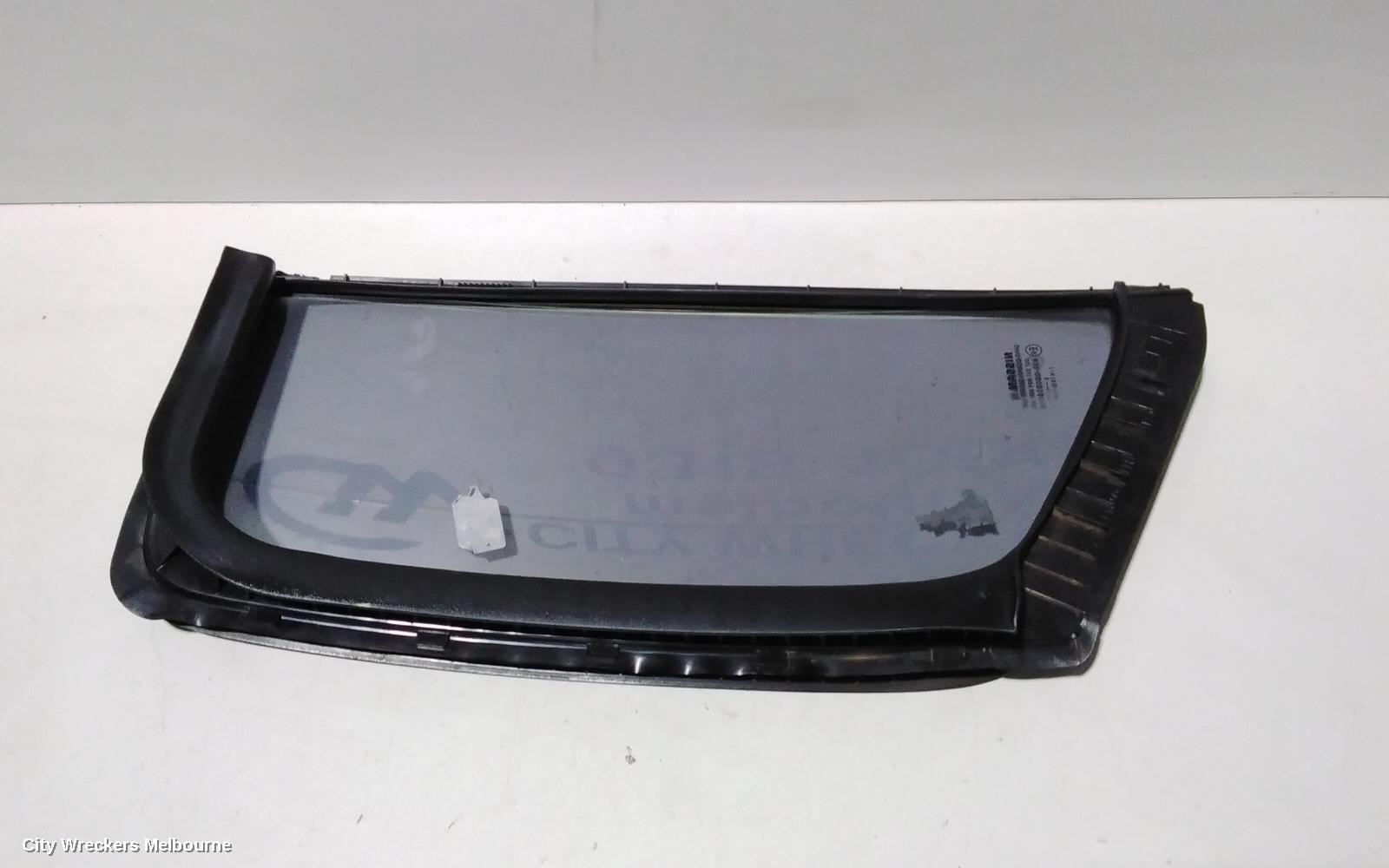 NISSAN NAVARA LEFT REAR 1/4 DOOR GLASS, D40, 09/2005 - 08/2015 - Image 2
