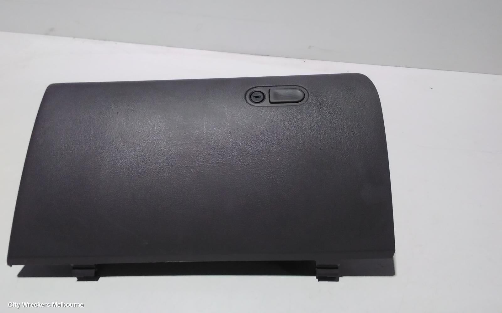 MITSUBISHI TRITON GLOVE BOX, MQ-MR, 03/2015 - 10/2023 - Image 1
