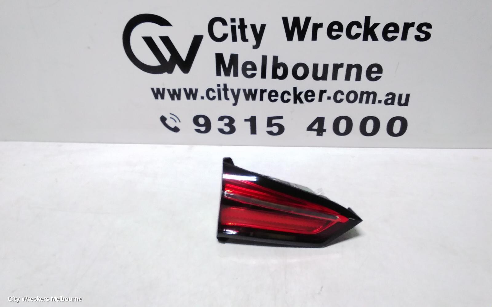 MG HS REAR GARNISH, TAILGATE LAMP (LH SIDE), W/ SEQUENTIAL TYPE, SAS23, 09/2019 ONWARDS - Image 1