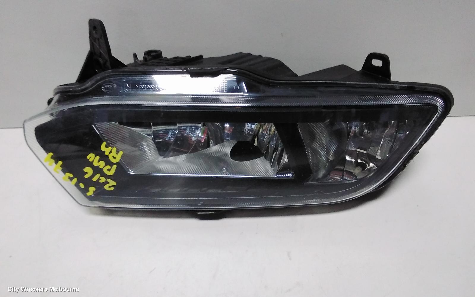 VOLKSWAGEN POLO RIGHT INDICATOR/FOG/SIDE, BUMPER FOGLAMP, 6R, 05/2014 - 09/2017 - Image 2