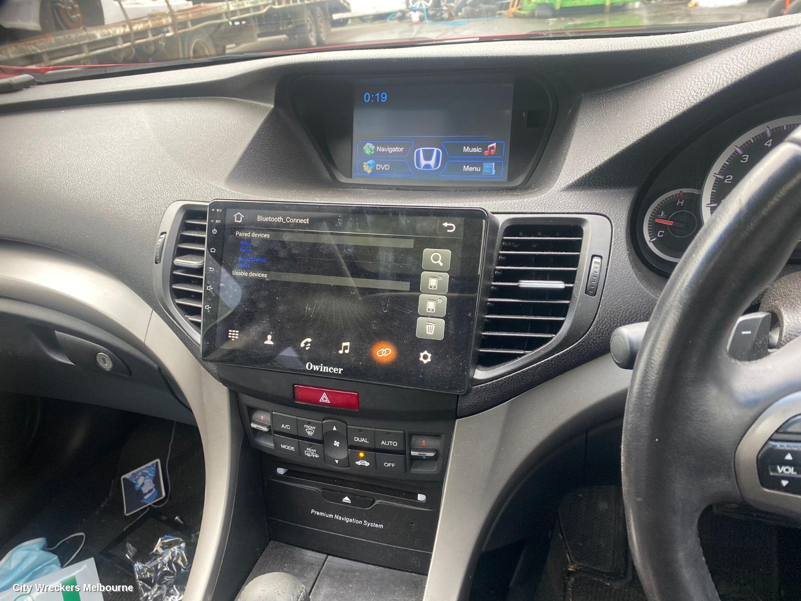 HONDA ACCORD RADIO/CD/DVD/SAT/TV, DISPLAY UNIT, SAT NAV TYPE, 8TH GEN, EURO (VIN JHMCU), 06/2008 - 12/2015 - Image 1