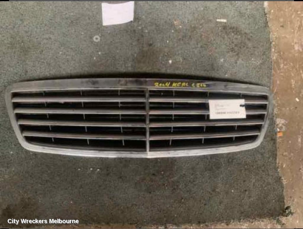 MERCEDES C CLASS GRILLE, W203/S203/CL203, BONNET GRILLE, 11/2000 - 06/2007 - Image 1