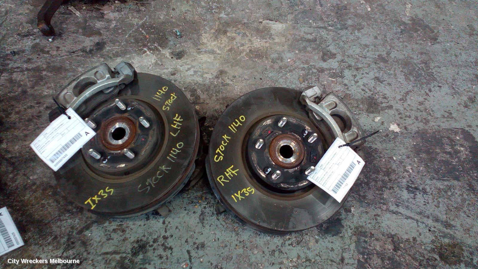HYUNDAI IX35 LEFT FRONT HUB ASSEMBLY, LM SERIES, 2WD, PETROL, 11/2009 - 01/2016 - Image 2