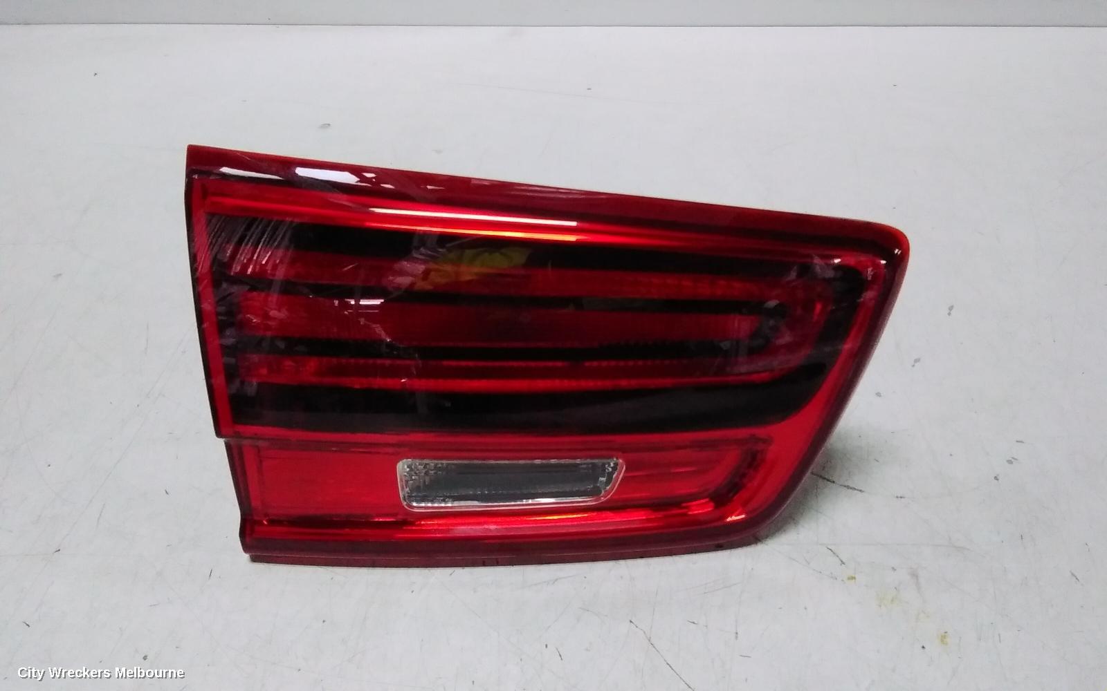 KIA CARNIVAL/GRAND CARNIVAL REAR GARNISH, TAILGATE LAMP (LH SIDE), NON LED TYPE, YP, 03/2018 - 10/2020 - Image 1