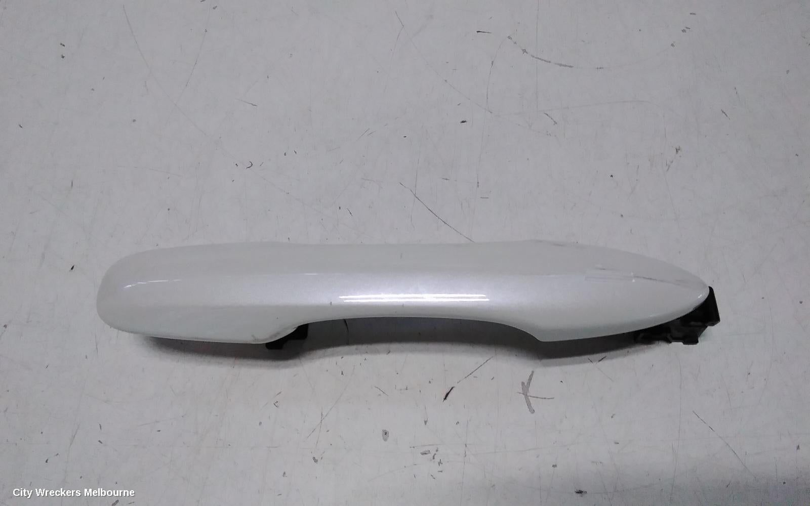 TOYOTA COROLLA DOOR HANDLE, E210, LH FRONT, OUTER, 07/2018 ONWARDS - Image 2
