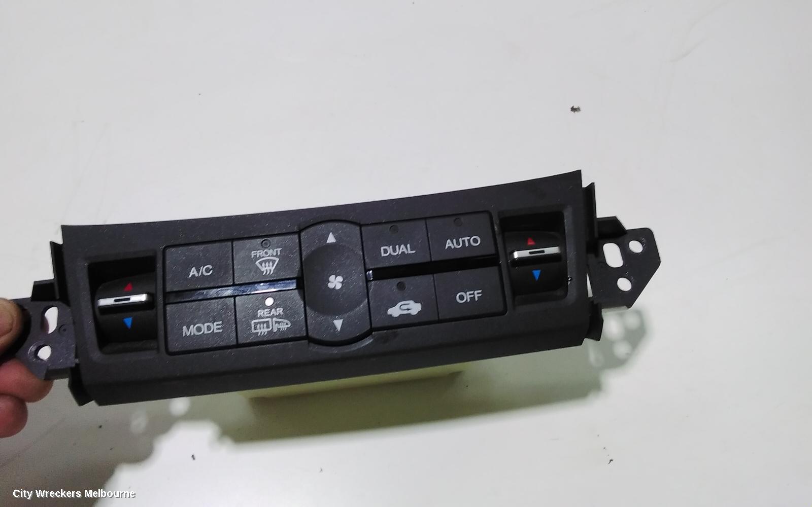 HONDA ACCORD HEATER/AC CONTROLS, 8TH GEN, EURO (VIN JHMCU), 06/2008 - 12/2015 - Image 2