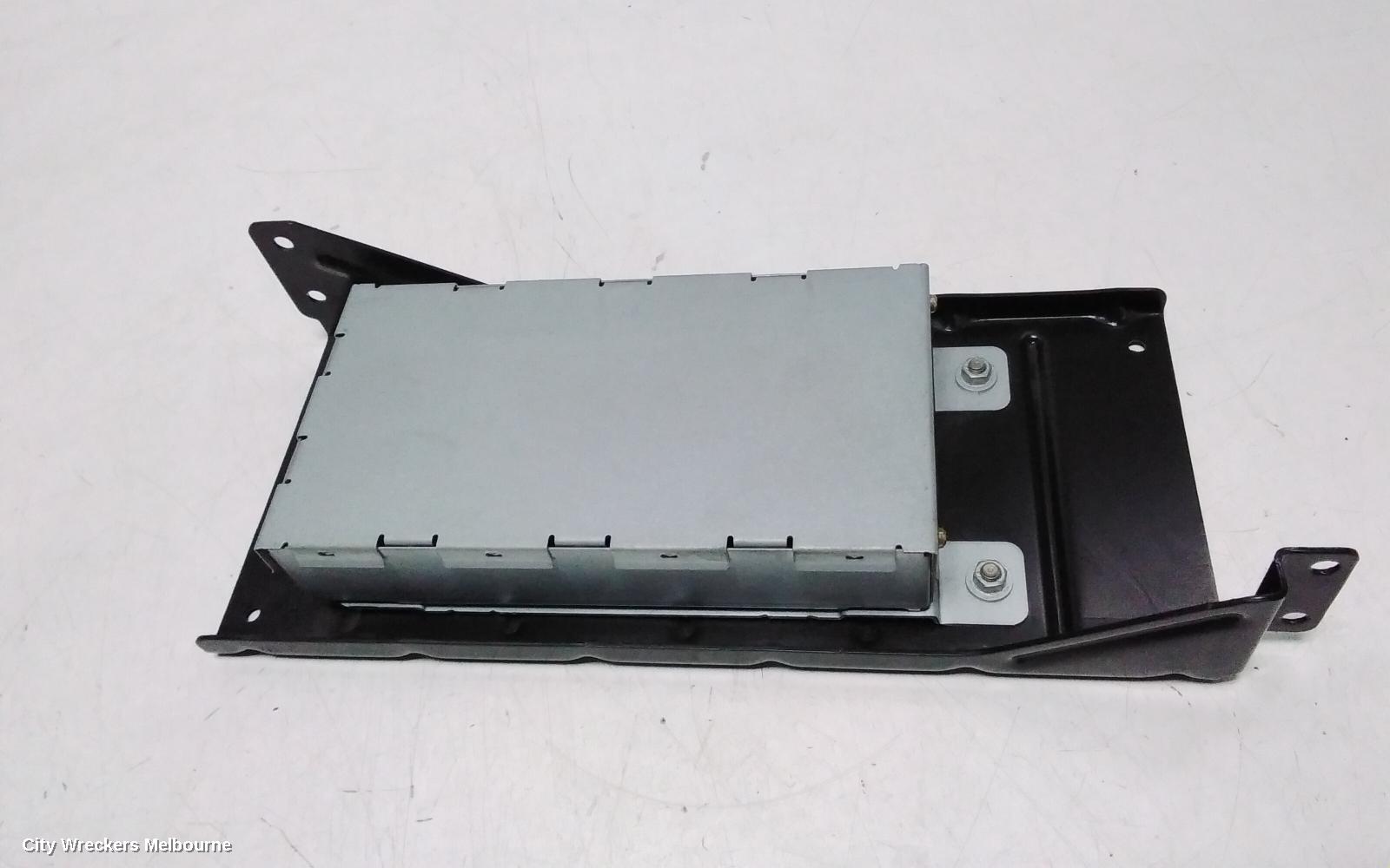 BMW 3 SERIES RADIO/CD/DVD/SAT/TV, BLUETOOTH MODULE***USE ECU PART TYPE*** - Image 3