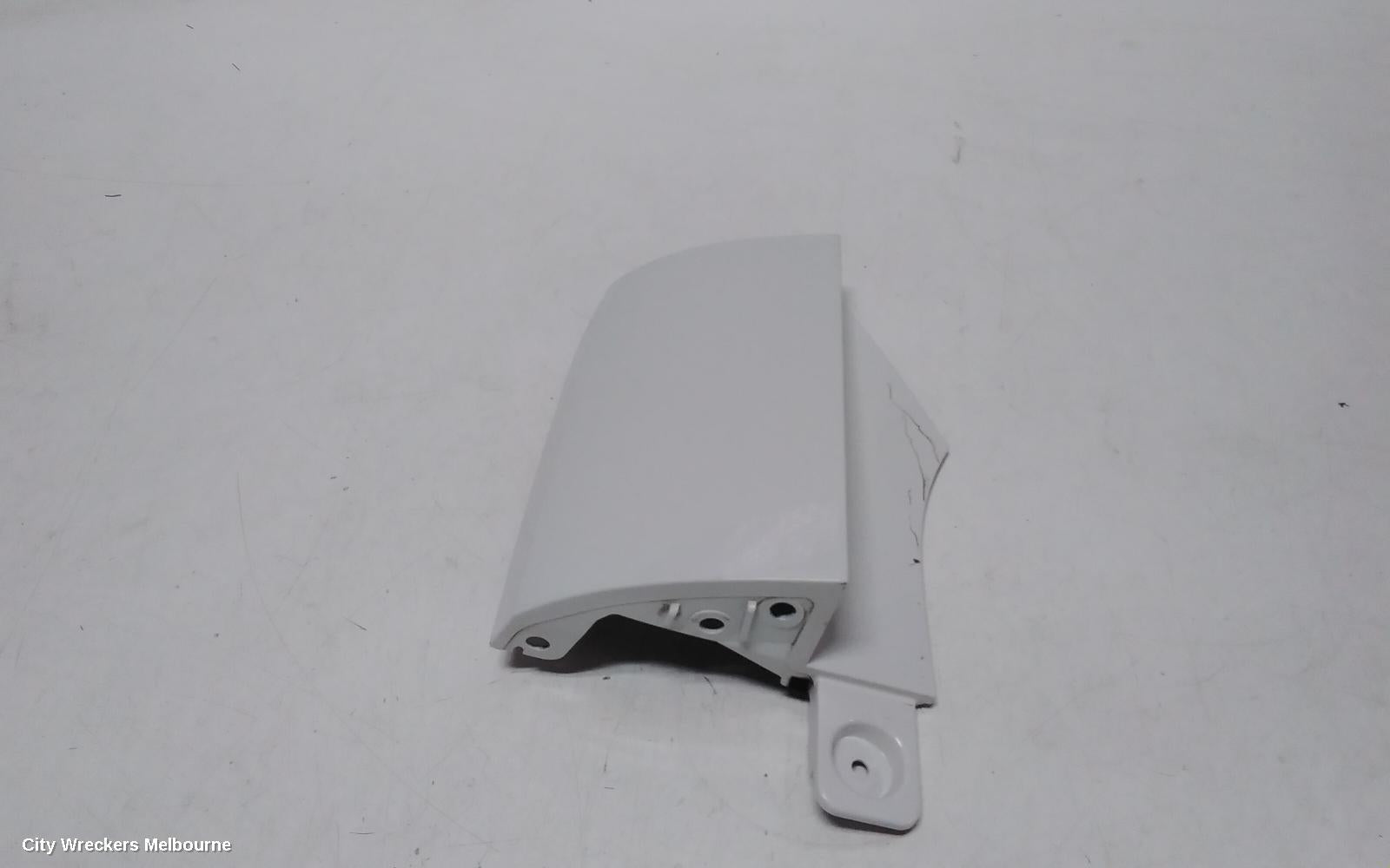HYUNDAI STARIA, US4, 04/2021 ONWARDS, FILLER PANEL ~ COVER UNDER TAILLIGHT : 114253 - Image 2