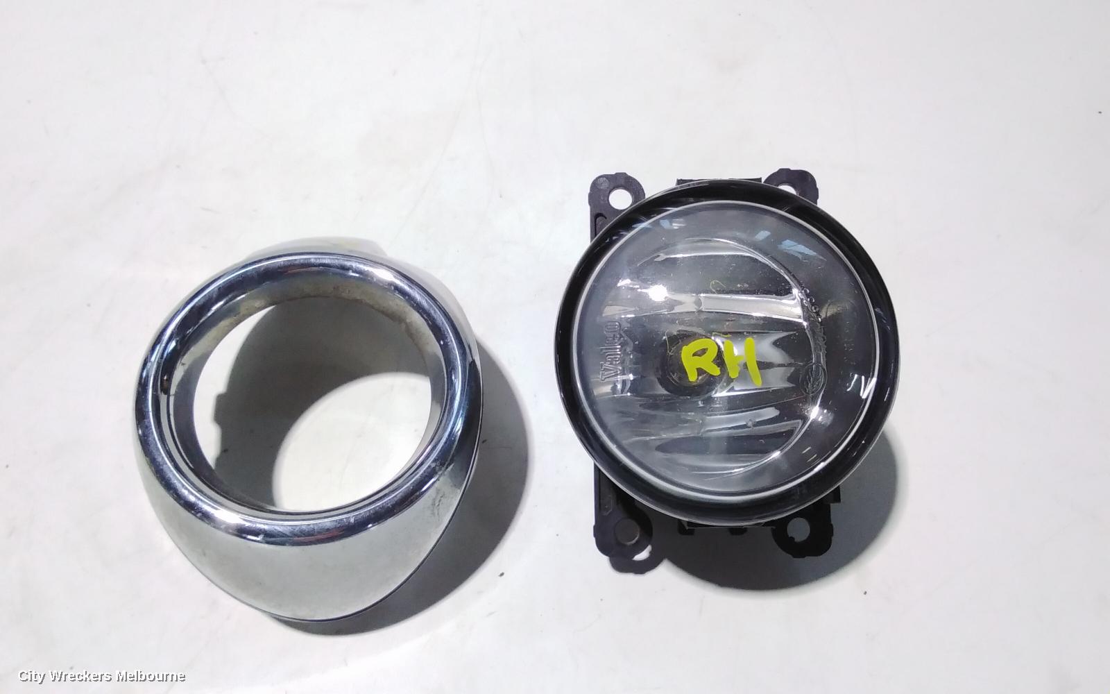 FORD FOCUS RIGHT INDICATOR/FOG/SIDE, BUMPER FOGLAMP, LW, TREND/SPORT/TITANIUM, 05/2011 - 08/2015 - Image 2