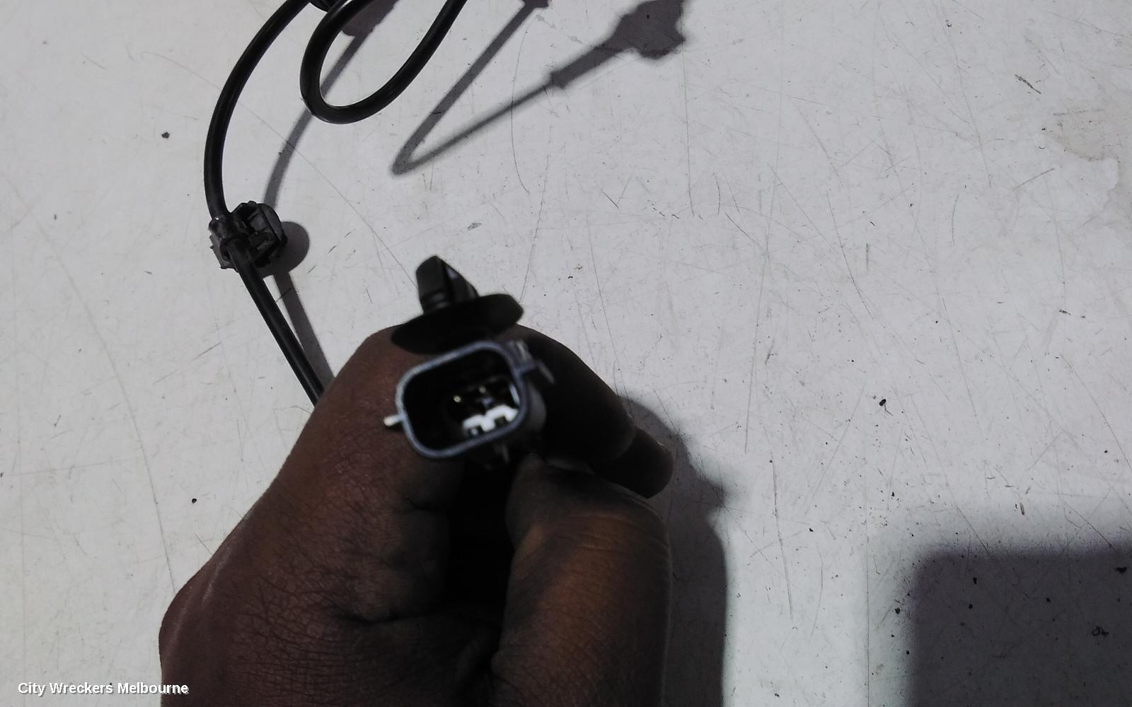 SUZUKI SWIFT ABS SENSOR, LH FRONT, FZ, 08/2010 - 03/2017 - Image 3