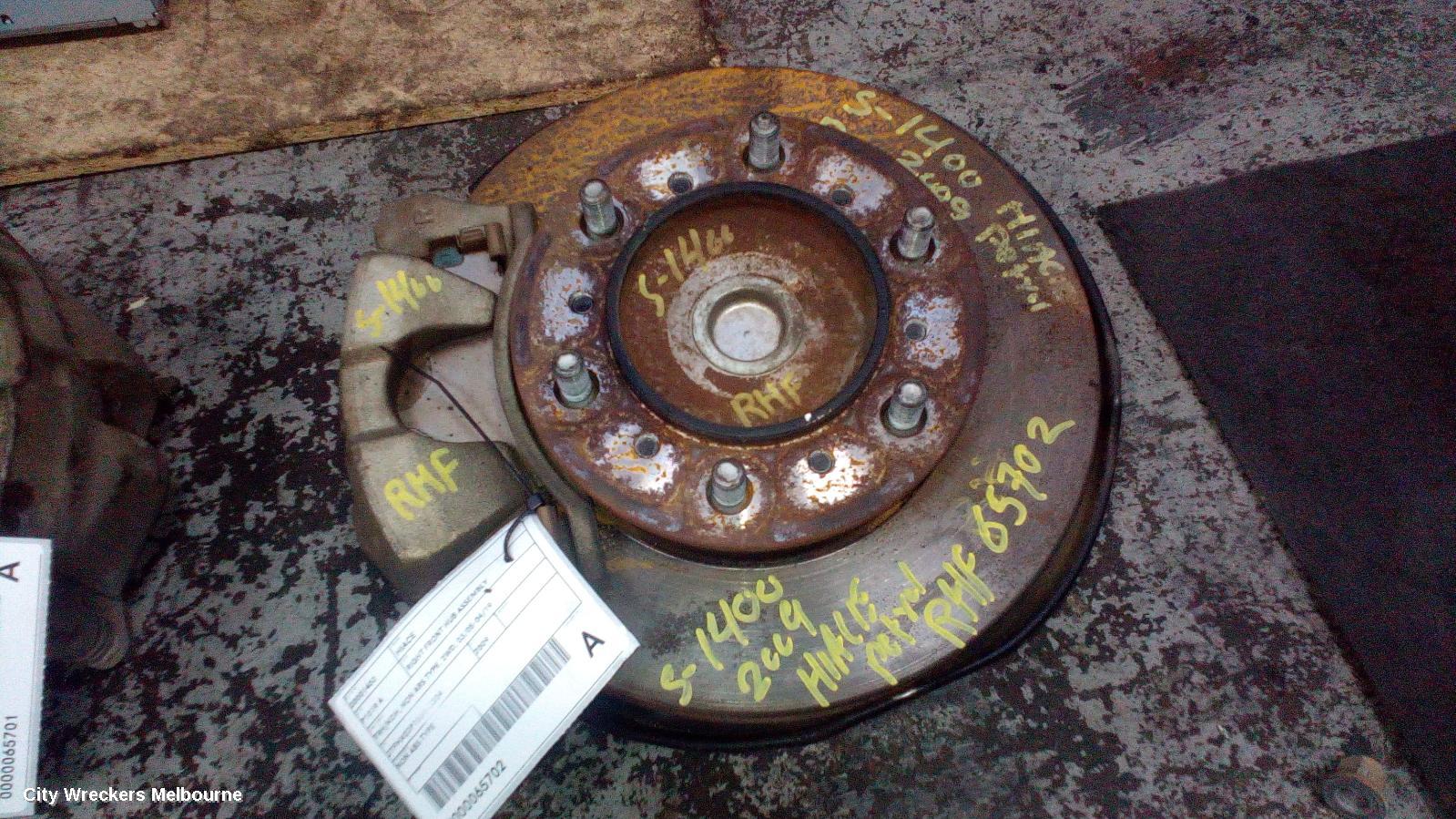 TOYOTA HIACE RIGHT FRONT HUB ASSEMBLY, TRH/KDH, NON ABS TYPE, 2WD, 03/2005 - 04/2019 - Image 2