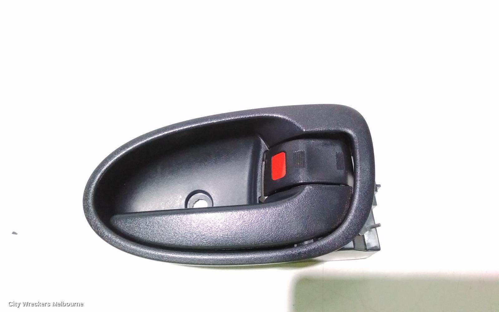 TOYOTA YARIS DOOR HANDLE, INNER, RH FRONT, NCP9#, 08/2008 - 06/2016 - Image 2