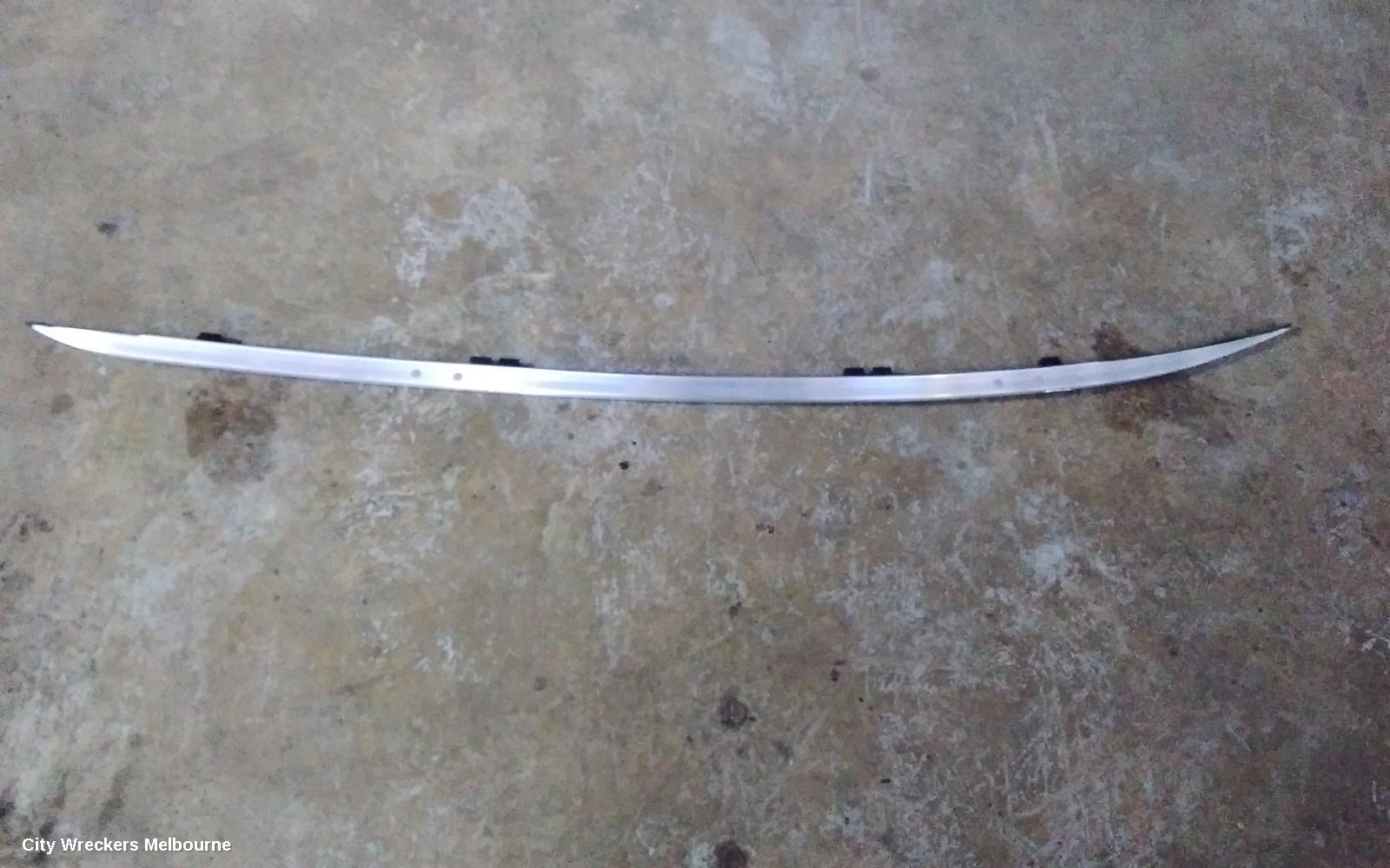 HONDA HRV ROOF RAIL - Image 2