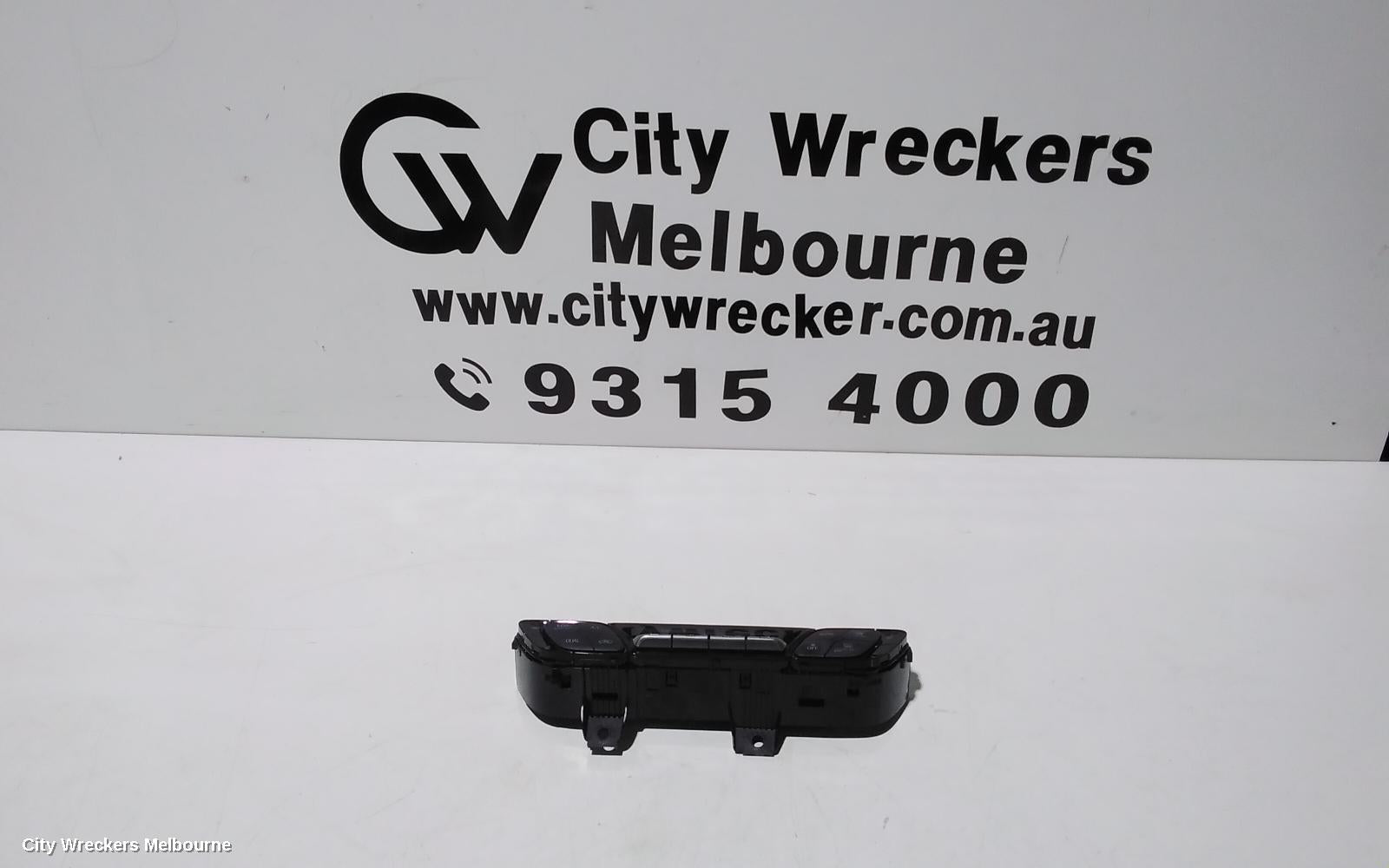 TOYOTA C-HR HEATER/AC CONTROLS, DUAL ZONE CLIMATE CONTROL TYPE, NGX10R/NGX50R/ZYX10R, 12/2016 ONWARDS - Image 2