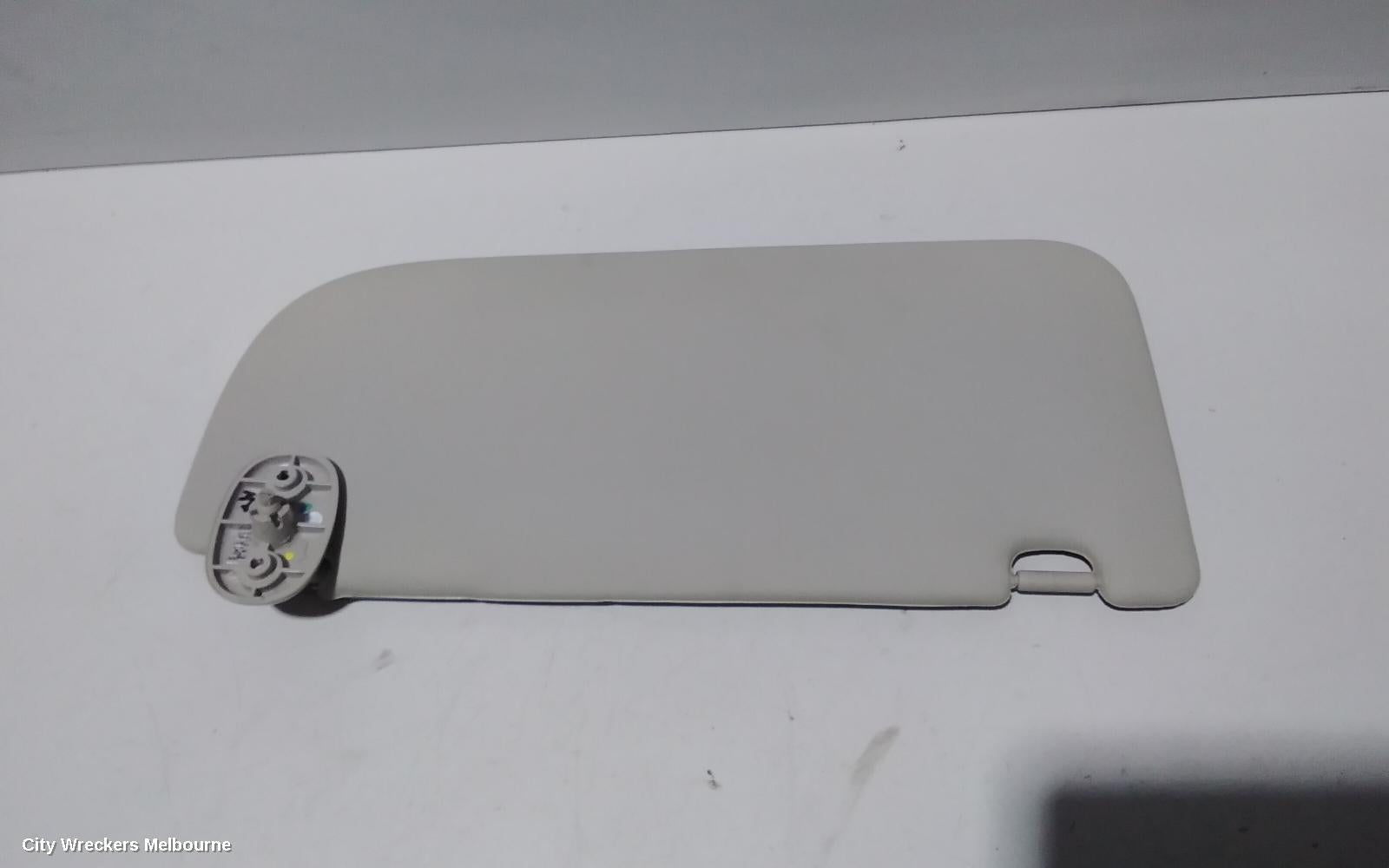 HOLDEN COLORADO SUNVISOR, RG, RH SIDE, 01/2012 - 12/2020 - Image 2