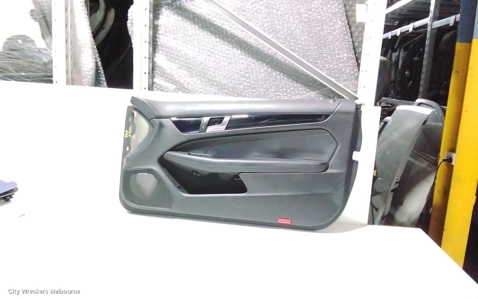 MERCEDES C CLASS DOOR TRIM, RH FRONT, C204, BLACK, LEATHER, 05/2011 - 01/2015 - Image 2