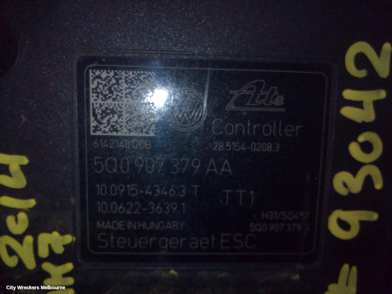VOLKSWAGEN GOLF ABS PUMP/MODULATOR, GEN 7, ON MOTOR P/N 5Q0907379AA, 03/2013 - 08/2020 - Image 2