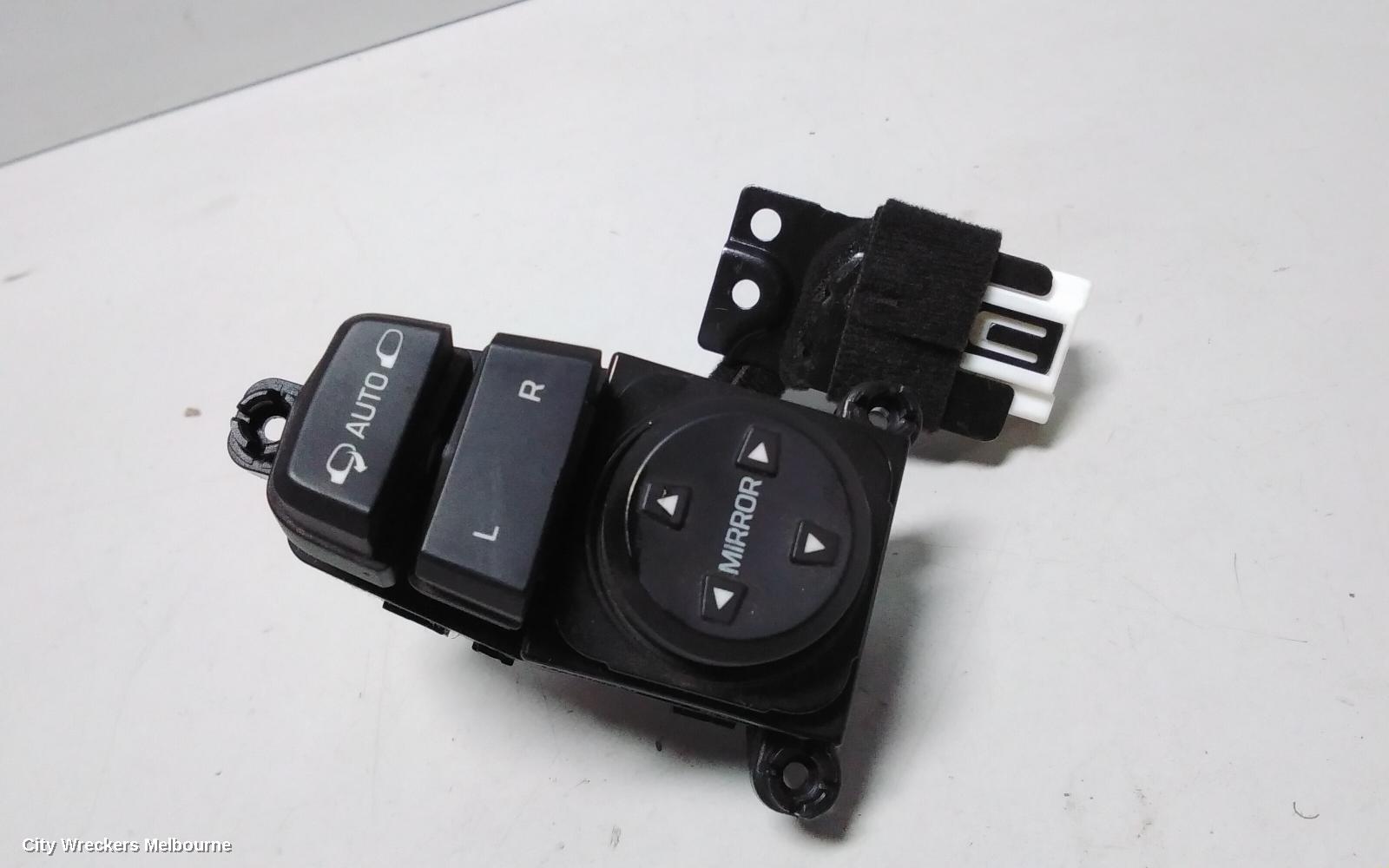 HYUNDAI TUCSON, TL, 06/2015 - 01/2021, MIRROR SWITCH: 78221 - Image 2