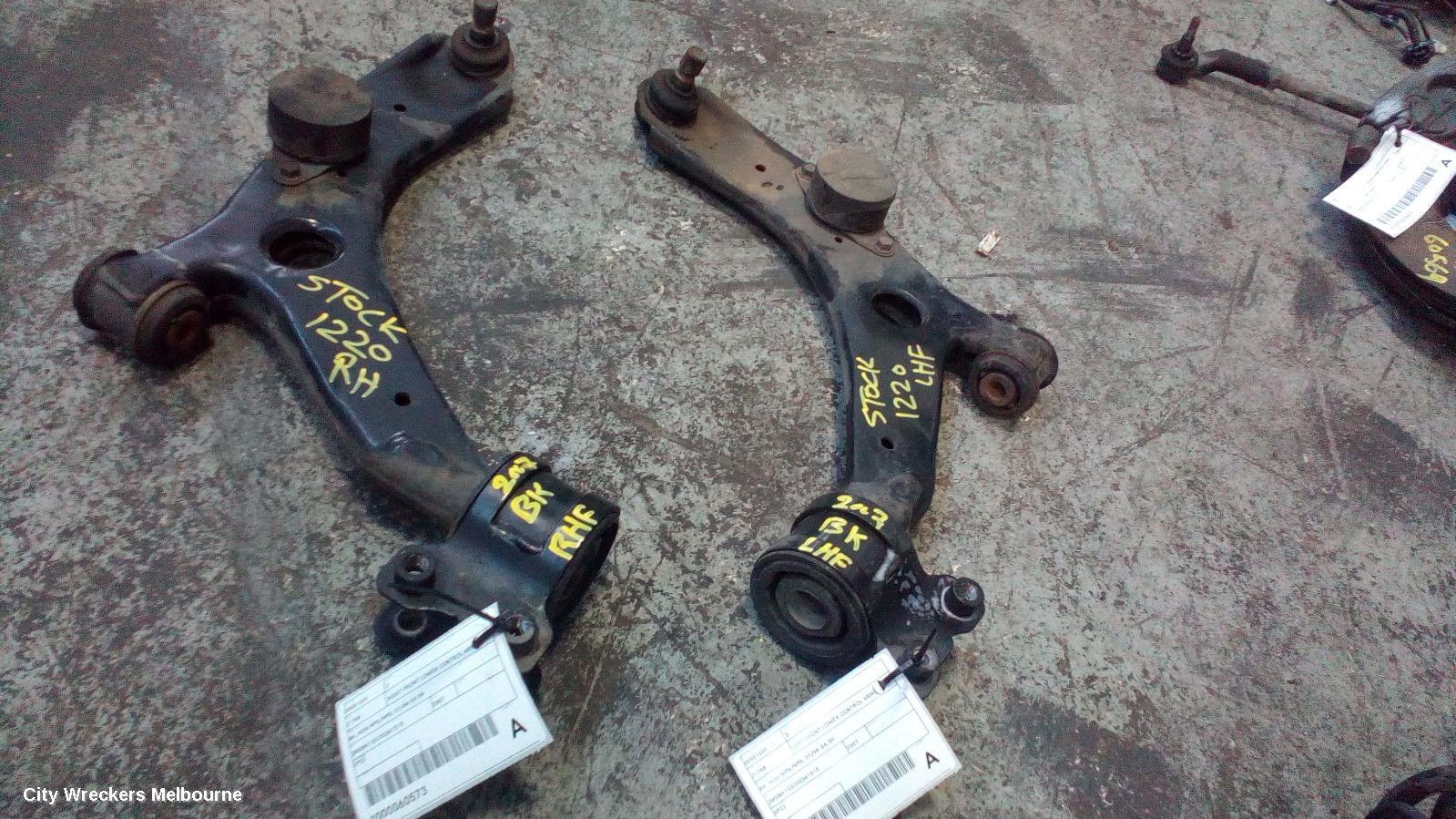 MAZDA 3 RIGHT FRONT LOWER CONTROL ARM, BK, NON MPS/MPS, 01/2004 - 04/2009 - Image 2