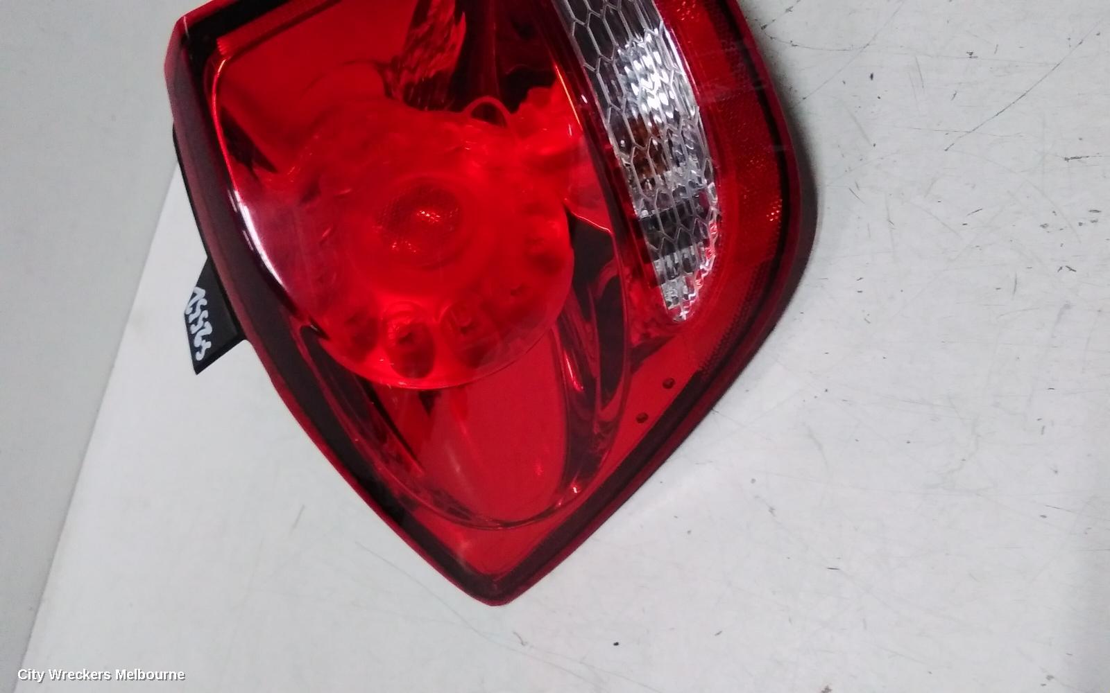 FIAT FREEMONT LEFT TAILLIGHT, JF, CROSSROAD TYPE, 04/2013 - 01/2017 - Image 2