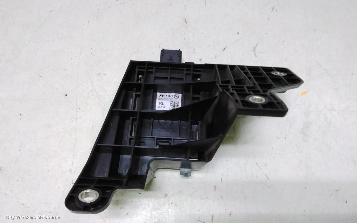 KIA CARNIVAL/GRAND CARNIVAL REVERSE CAMERA, KA4, BLIND SPOT MONITOR SENSOR (LH REAR BEHIND BUMPER), 10/2020 ONWARDS - Image 3