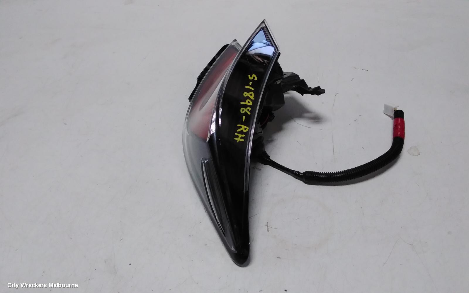 TOYOTA COROLLA RIGHT TAILLIGHT, E210, HATCH, 07/2018 ONWARDS - Image 3