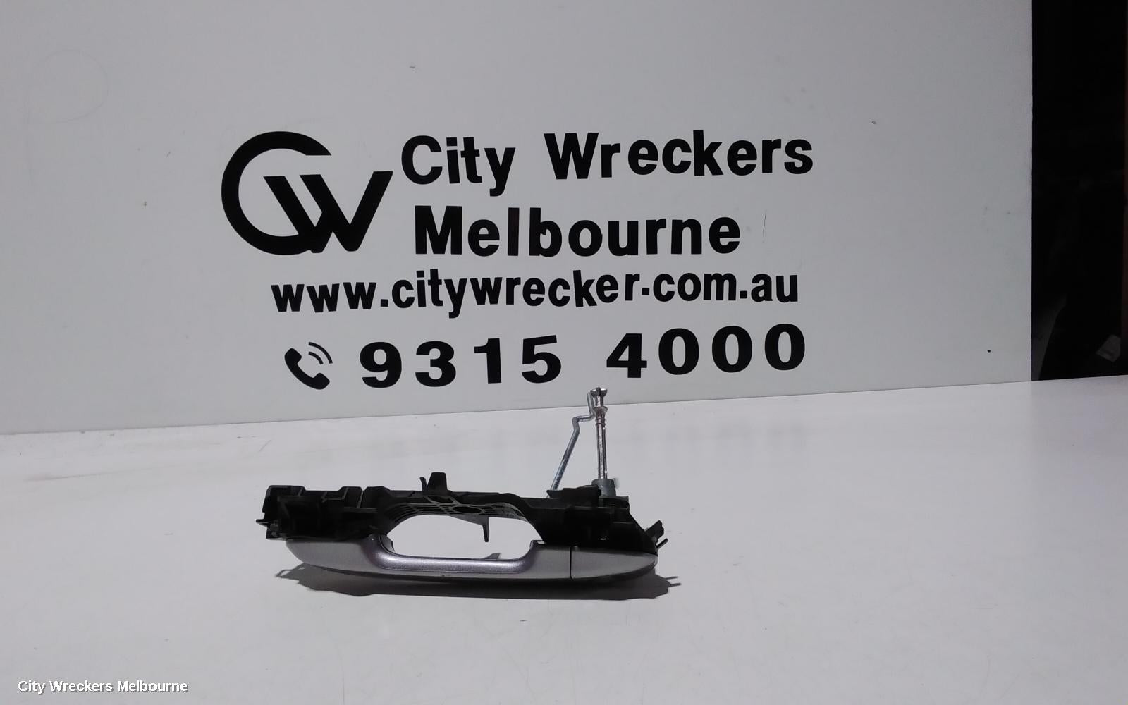 TOYOTA C-HR DOOR HANDLE, OUTER, RH FRONT, COLOUR CODED, GEN 1, 12/2016 ONWARDS - Image 3