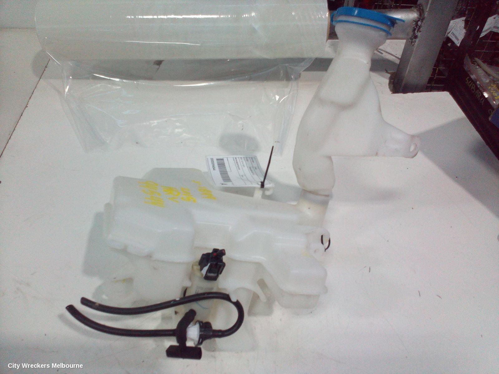 HONDA HRV WASHER BOTTLE, RU, 12/2014 - 10/2021 - Image 3