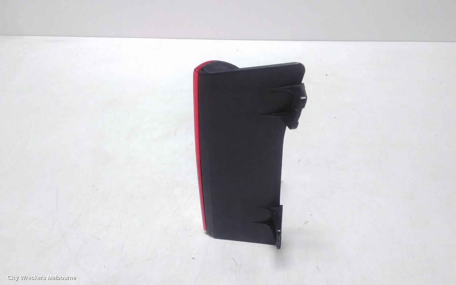 MERCEDES VITO LEFT TAILLIGHT, UPPER TAILGATE, 639, 04/2004 - 02/2015 - Image 2