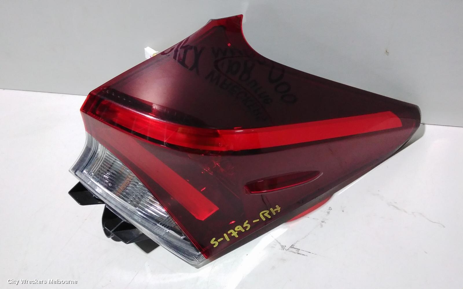 TOYOTA COROLLA RIGHT TAILLIGHT, ZRE182R, HATCH, 03/2015 - 06/2018 - Image 2