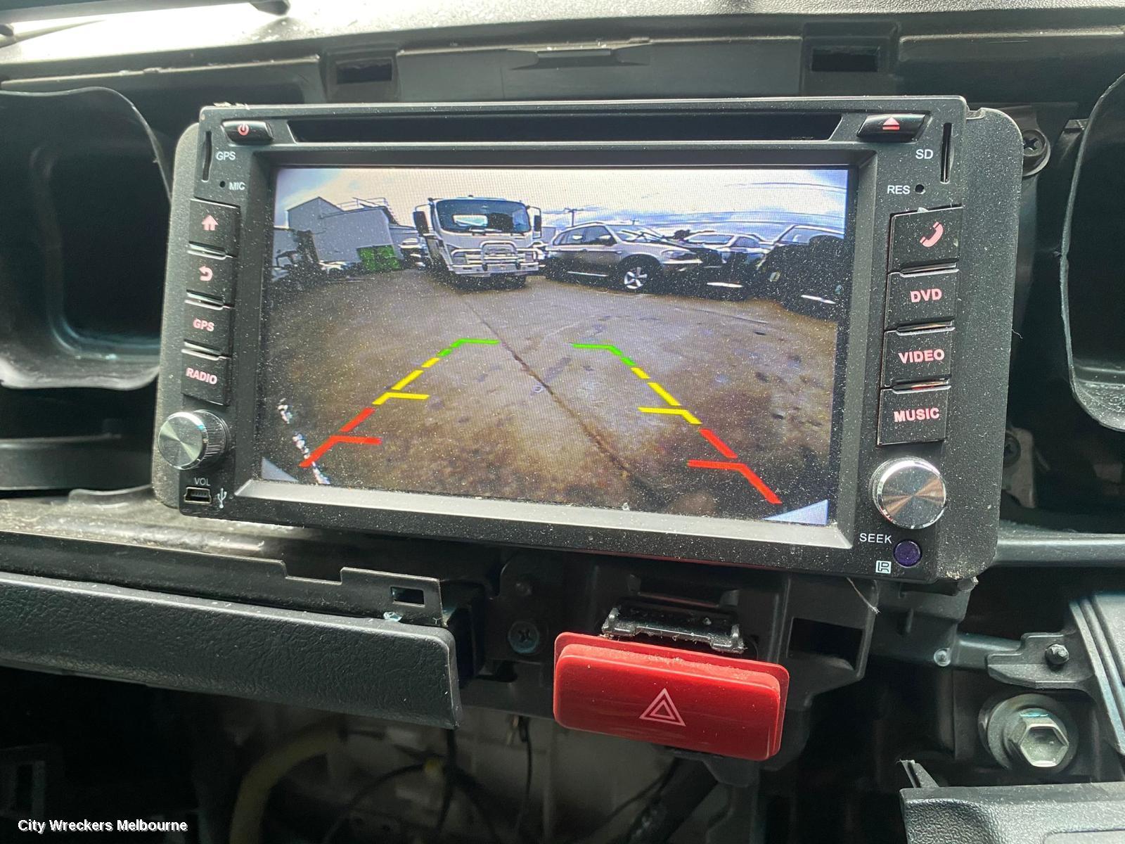 TOYOTA HIACE RADIO/CD/DVD/SAT/TV, AFTERMARKET, TRH/KDH, 03/2005 - 04/2019 - Image 1