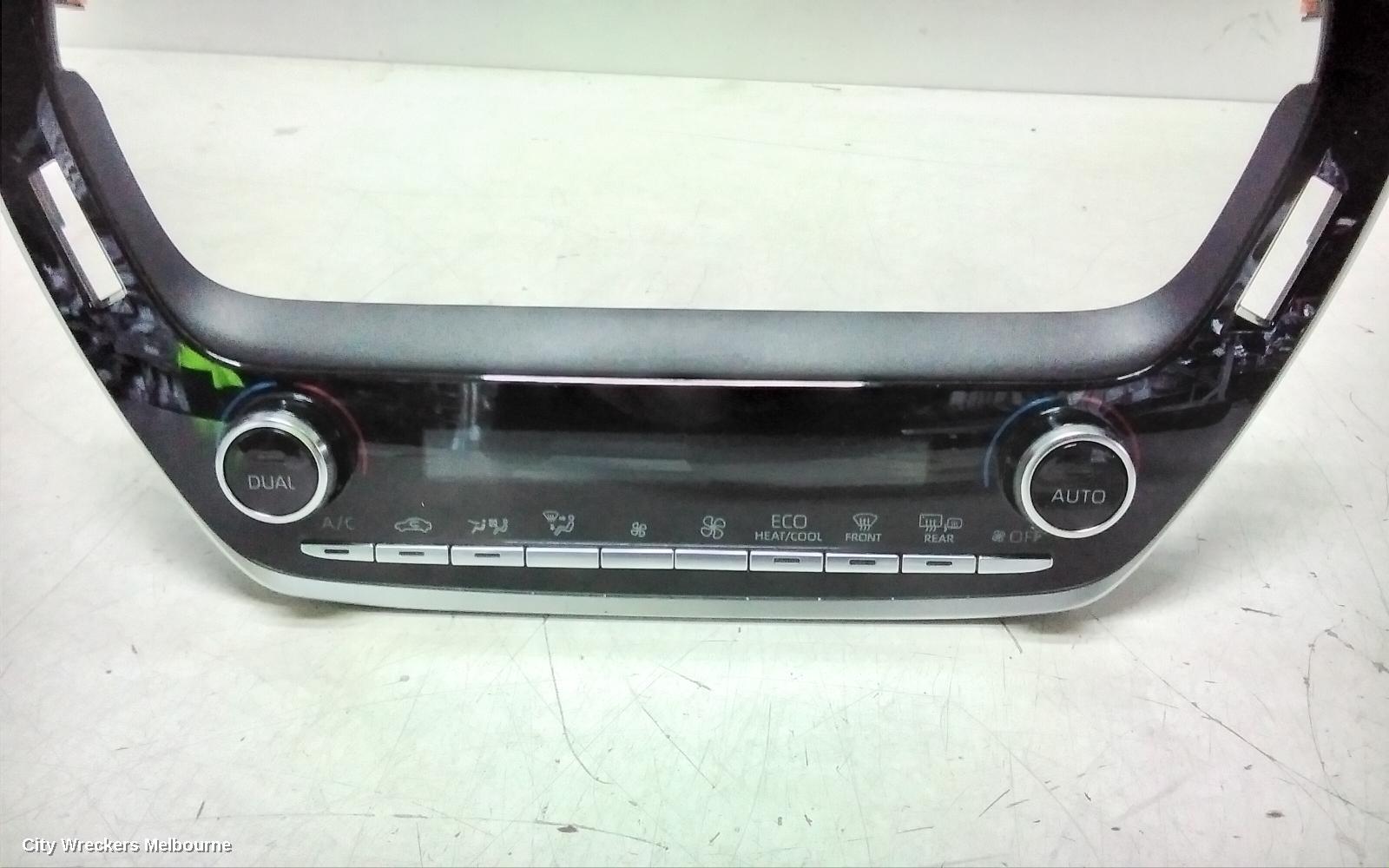 TOYOTA COROLLA HEATER/AC CONTROLS, E210, DUAL ZONE CLIMATE CONTROL TYPE, W/ DUAL BUTTON TYPE, 07/2018 ONWARDS - Image 2