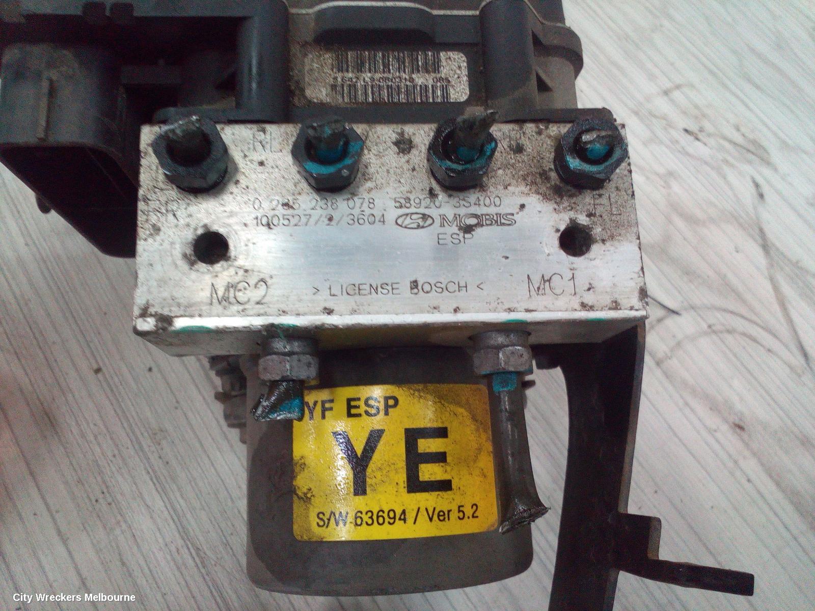 HYUNDAI I45 ABS PUMP/MODULATOR, YF, 05/2010 - 09/2010 - Image 2