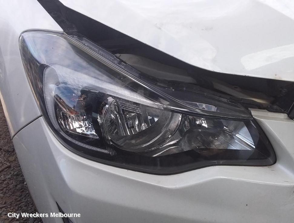 SUBARU XV RIGHT HEADLAMP, G4X, HALOGEN, BLACK INSERT TYPE, 08/2014 - 04/2017 - Image 1