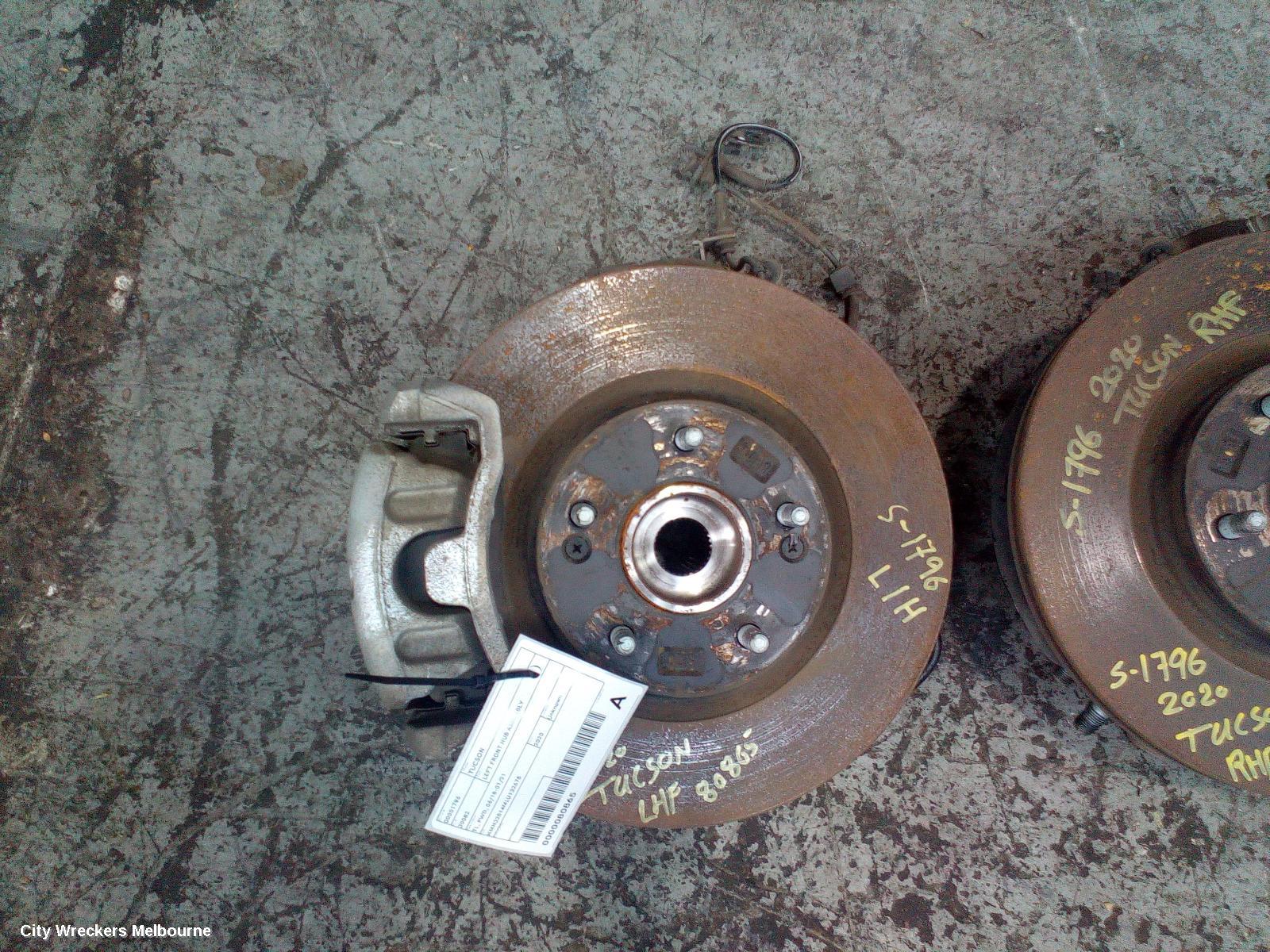 HYUNDAI TUCSON LEFT FRONT HUB ASSEMBLY, TL, FWD, 06/2018 - 01/2021 - Image 1