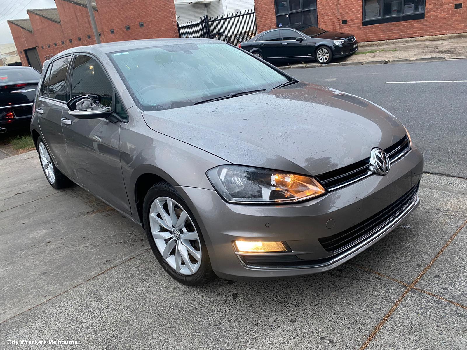 VOLKSWAGEN GOLF RADIO/CD/DVD/SAT/TV, SAT NAV TOUCHSCREEN, GEN 7, 03/2013 - 03/2017 - Image 2