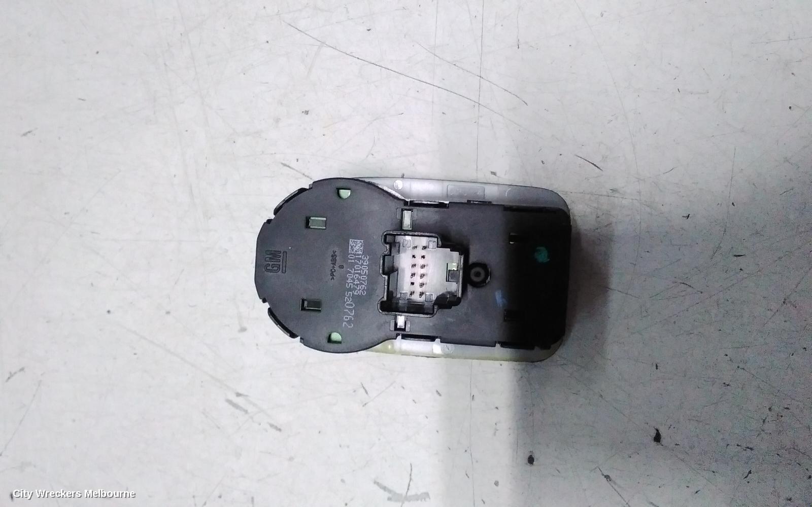 HOLDEN ASTRA COMBINATION SWITCH, BK, HEADLAMP SWTCH, 09/2016 ONWARDS - Image 3