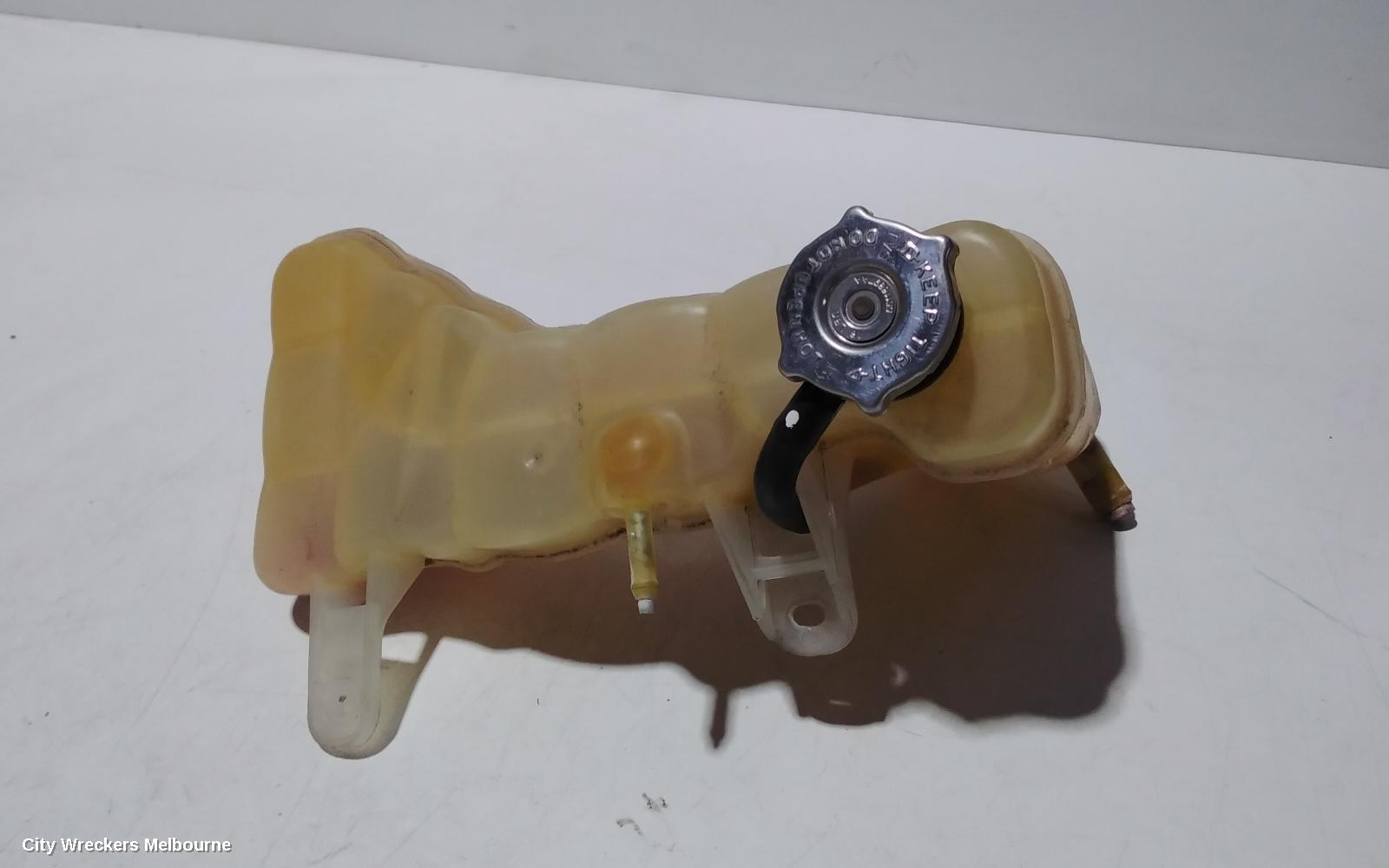 CHRYSLER 300C OVERFLOW BOTTLE, PETROL, 3.6, LX, 07/2012 ONWARDS - Image 2